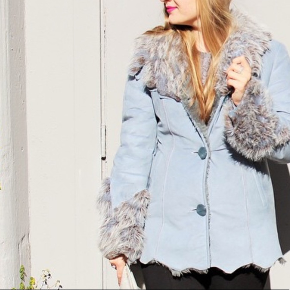 Faux fur collar blue winter jacket coat mob wife aesthetic